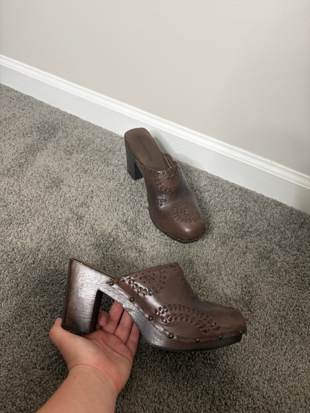 Jack rogers Brown floral boho Studded Leather Clog Heels - Women